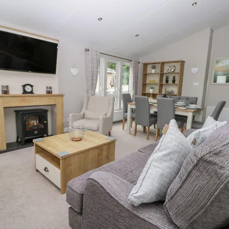 Cayton Pines At Cayton Bay Hotel *