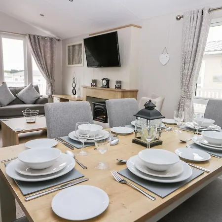 Hotel Cayton Pines At Cayton Bay