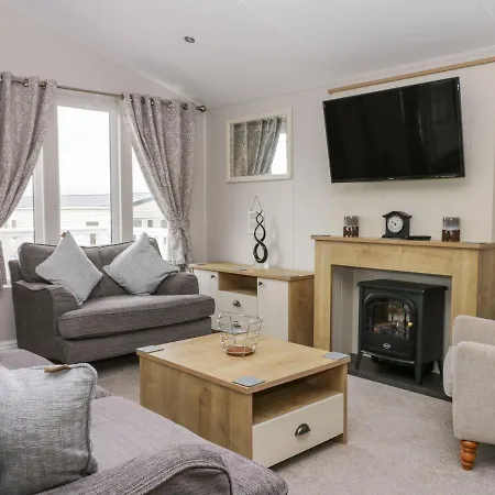 Cayton Pines At Cayton Bay