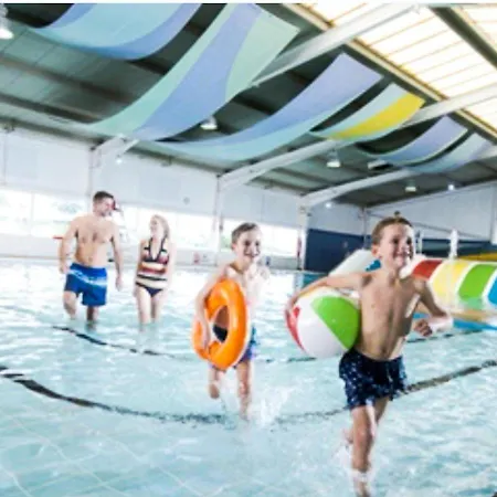 Cayton Pines At Cayton Bay Hotel *