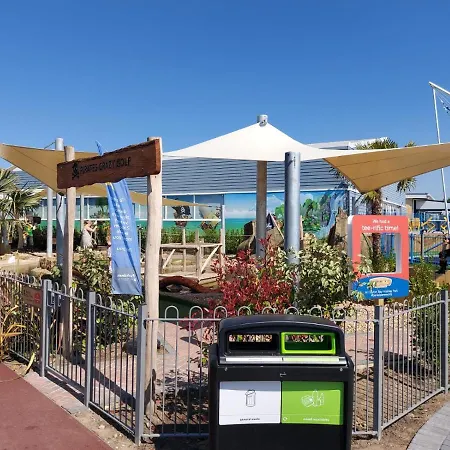 Hotel Cayton Pines At Cayton Bay *