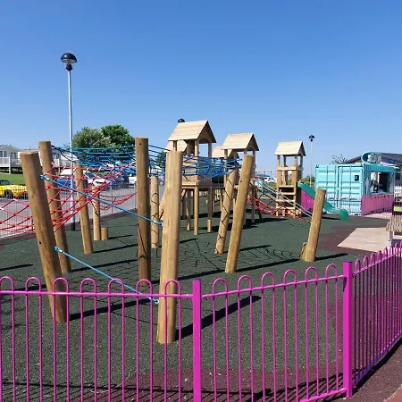 Cayton Pines At Cayton Bay * Scarborough