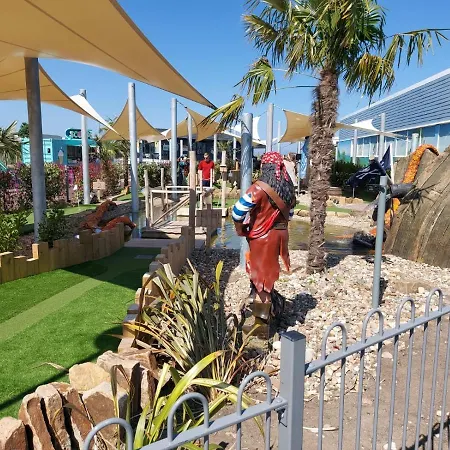 Hotel Cayton Pines At Cayton Bay *