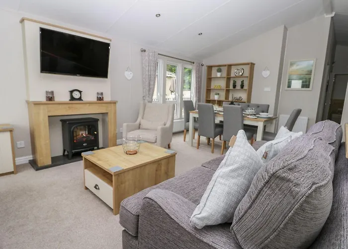 Cayton Pines At Cayton Bay Hotel *